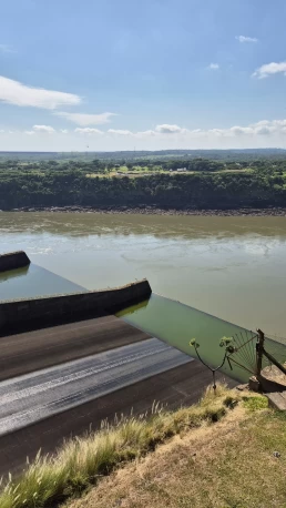 Usina Hidrelétrica de Itaipu - Cidade do Leste - Paraguai