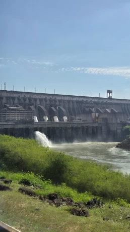 Usina Hidrelétrica de Itaipu - Cidade do Leste - Paraguai