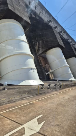 Usina Hidrelétrica de Itaipu - Cidade do Leste - Paraguai