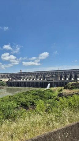 Usina Hidrelétrica de Itaipu - Cidade do Leste - Paraguai