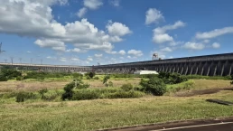Usina Hidrelétrica de Itaipu - Cidade do Leste - Paraguai