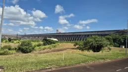 Usina Hidrelétrica de Itaipu - Cidade do Leste - Paraguai