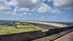Usina Hidrelétrica de Itaipu - Cidade do Leste - Paraguai