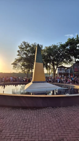 Marco das Três Fronteiras - Cataratas do Iguaçu - Foz do Iguaçu - Paraná - Brasil