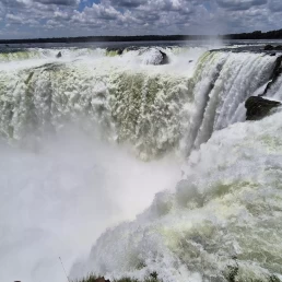 Puerto Iguazú - Cataratas del Iguazú - Misiones - Argentina