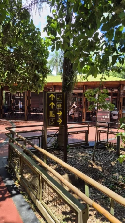 Puerto Iguazú - Cataratas del Iguazú - Misiones - ArgentinaPuerto Iguazú - Cataratas del Iguazú - Misiones - Argentina