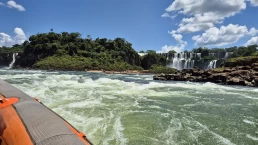 Macuco Safari Barco - Cataratas do Iguaçu - Foz do Iguaçu - Paraná - Brasil