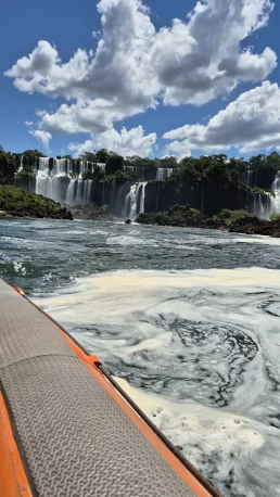 Macuco Safari Barco - Cataratas do Iguaçu - Foz do Iguaçu - Paraná - Brasil